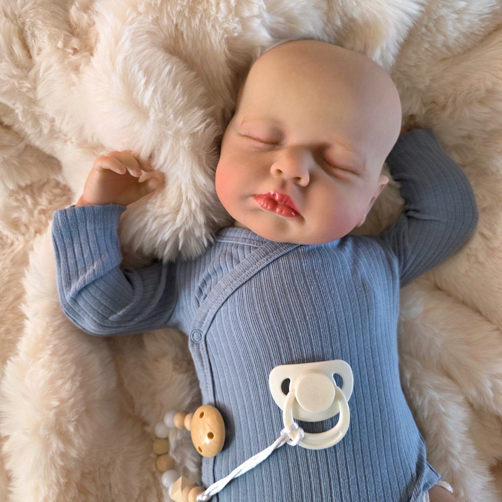 Reborn baby pop Jamie - 50 cm - 1.5 kilo - Unisex, Room 2, 2F, Lecheng International Trade City, No. 236 Zhongjie South Rd, Chang'an, Shijiazhuang, Hebei 130102, China.