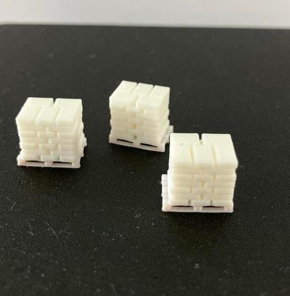 H0 Scenery: Drie Pallets met Zakken, Hobby en Vrije tijd, Modeltreinen | H0, Overige merken, Gelijkstroom of Wisselstroom, Overige typen