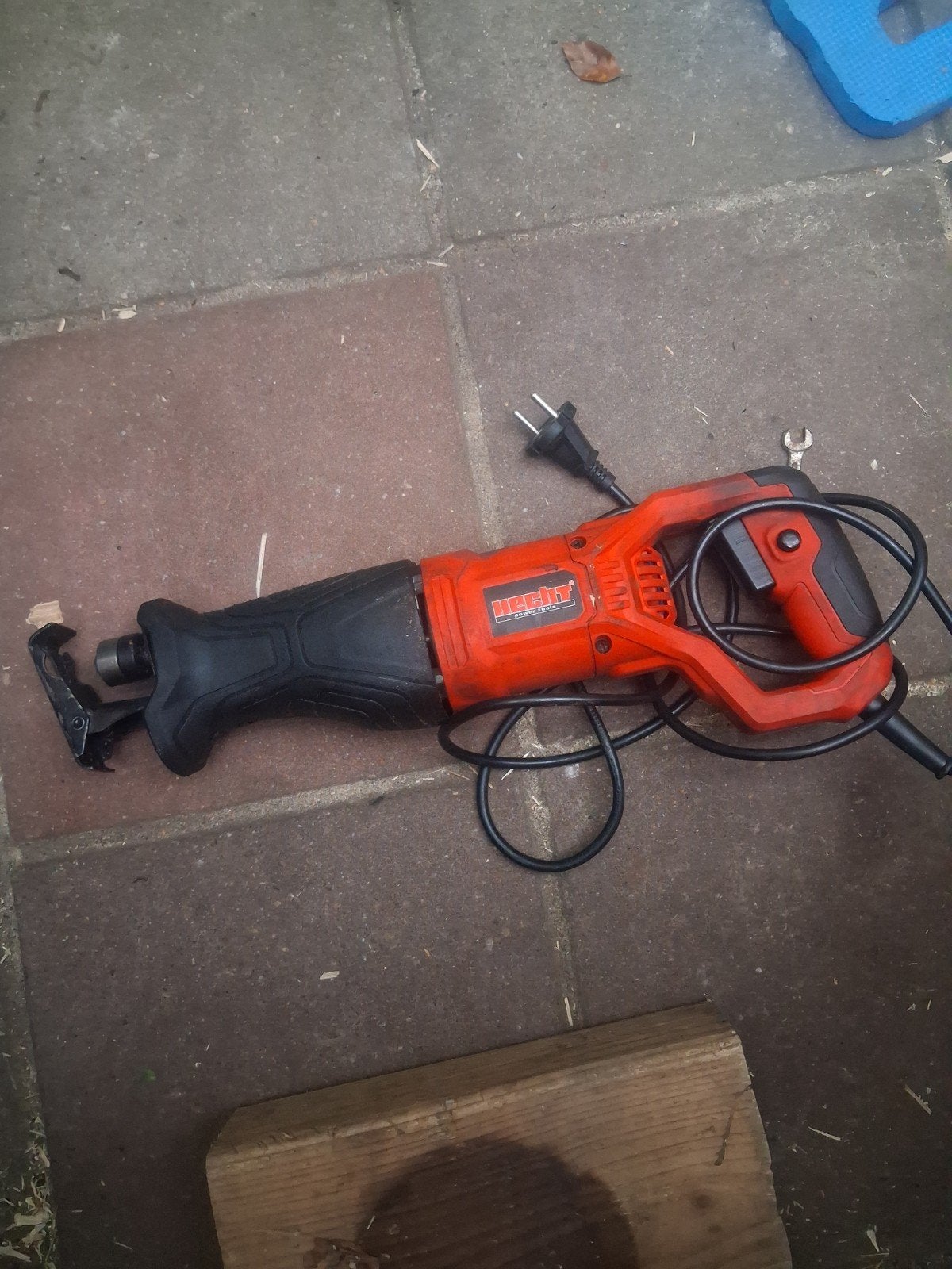 reciprozaag, Ophalen, Gebruikt, 70 mm of meer, 600 tot 1200 watt
