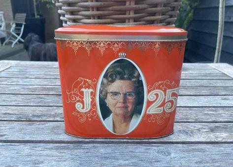 25 jaar regeringsjubileum blik koningin Juliana, Ophalen of Verzenden, Zo goed als nieuw, Overige