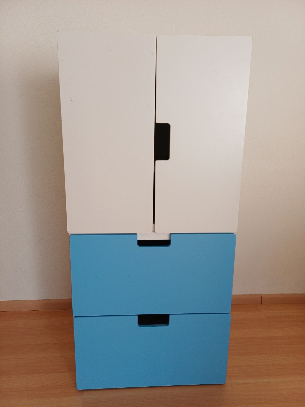 Kinderkamer kast (IKEA) wit-blauw, Ophalen, Gebruikt, 50 tot 70 cm, 105 cm of meer