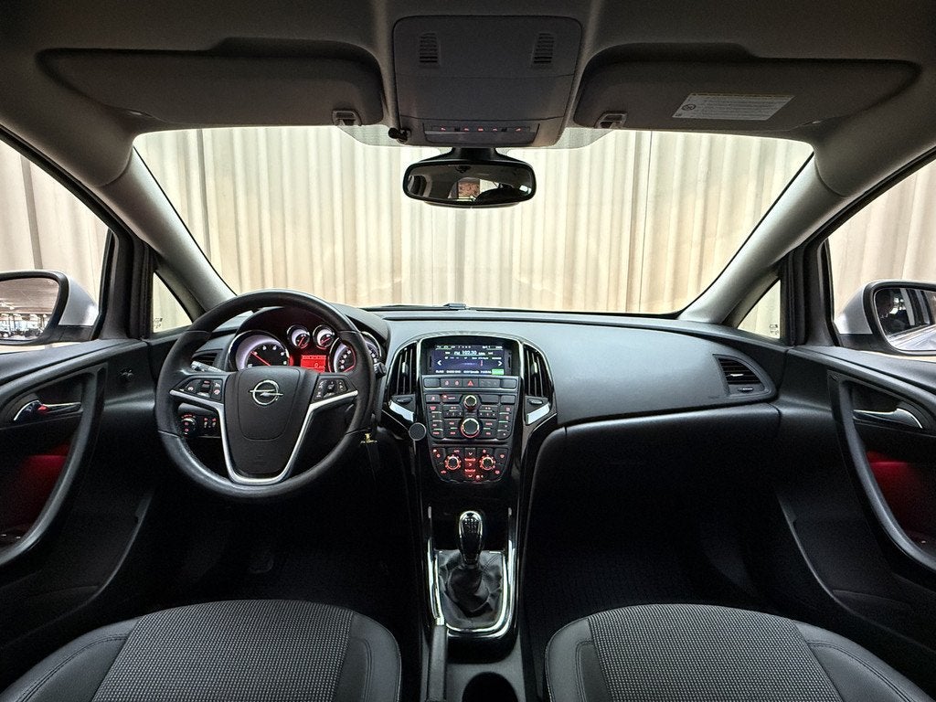 Opel Astra Sports Tourer 1.6 CDTi Edition Navigatie / 1/2 Le, Auto's, Opel, Voorwielaandrijving, 730 kg, Gebruikt, 4 cilinders
