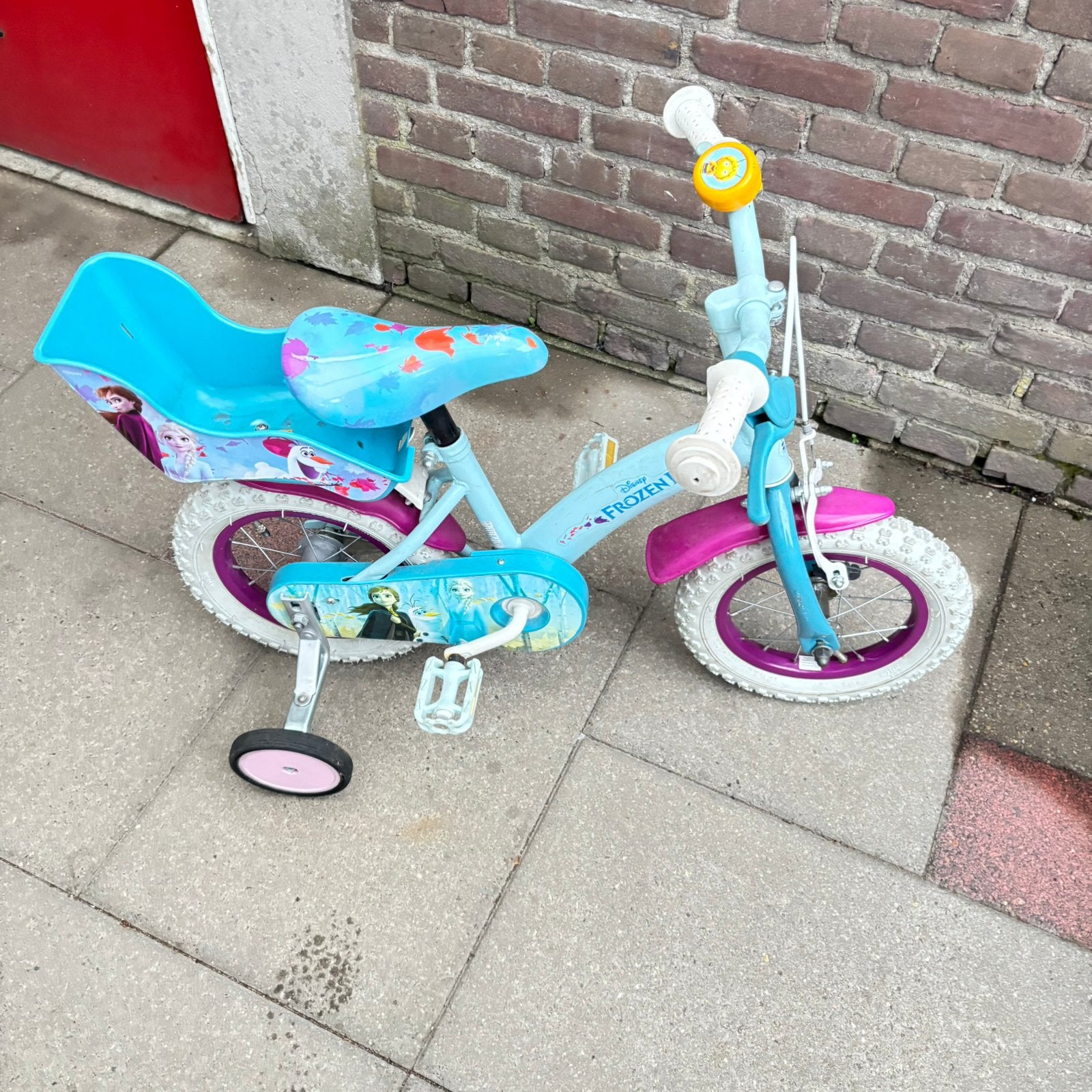 Meisjesfietsje frozen 12 inch, Fietsen en Brommers, Fietsen | Meisjes, Ophalen, Zo goed als nieuw, 14 inch of minder