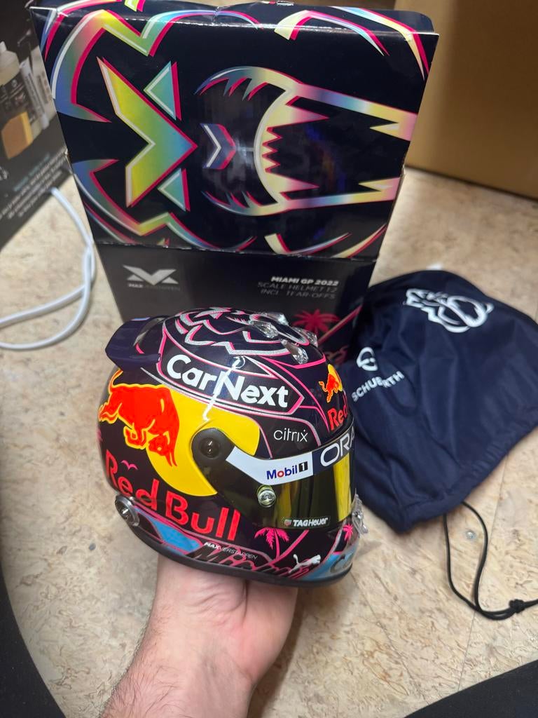 Max Verstappen Miami GP 2022 Schaalhelm 1:2, Ophalen of Verzenden, Nieuw, Formule 1