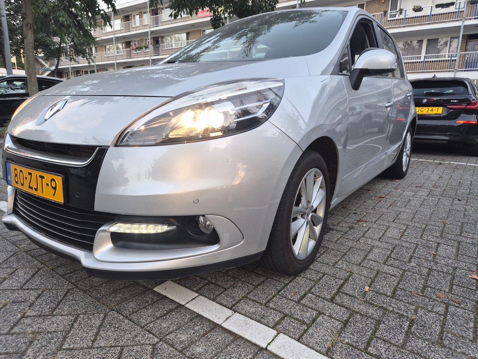 Renault Mégane Scénic 2013 | Benzine | 134.xxx, Particulier, Te koop