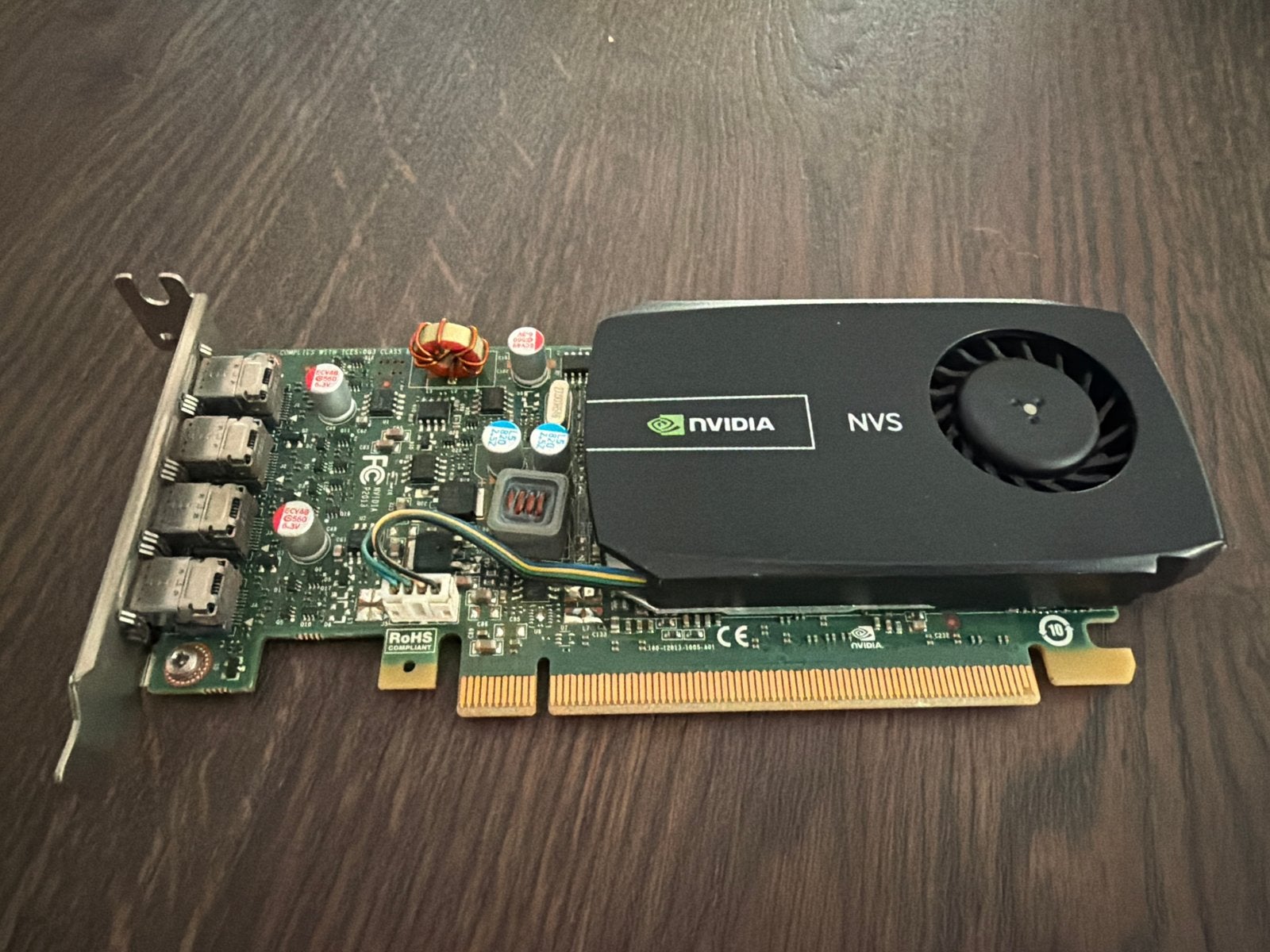 Nvidia NVS 510 Grafische Kaart - Quad DisplayPort, Gebruikt, PCI-Express 2, Ophalen of Verzenden, Nvidia