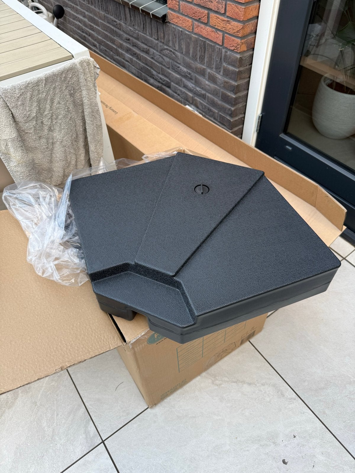 Feel Furniture Parasolvoet 22L 4 stuks - Nieuw in doos, Ophalen, Nieuw, 1 tot 2 meter, Parasolvoet