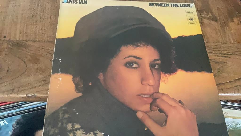 Janis Ian. Between the Lines, Ophalen of Verzenden, Zo goed als nieuw, Overige formaten