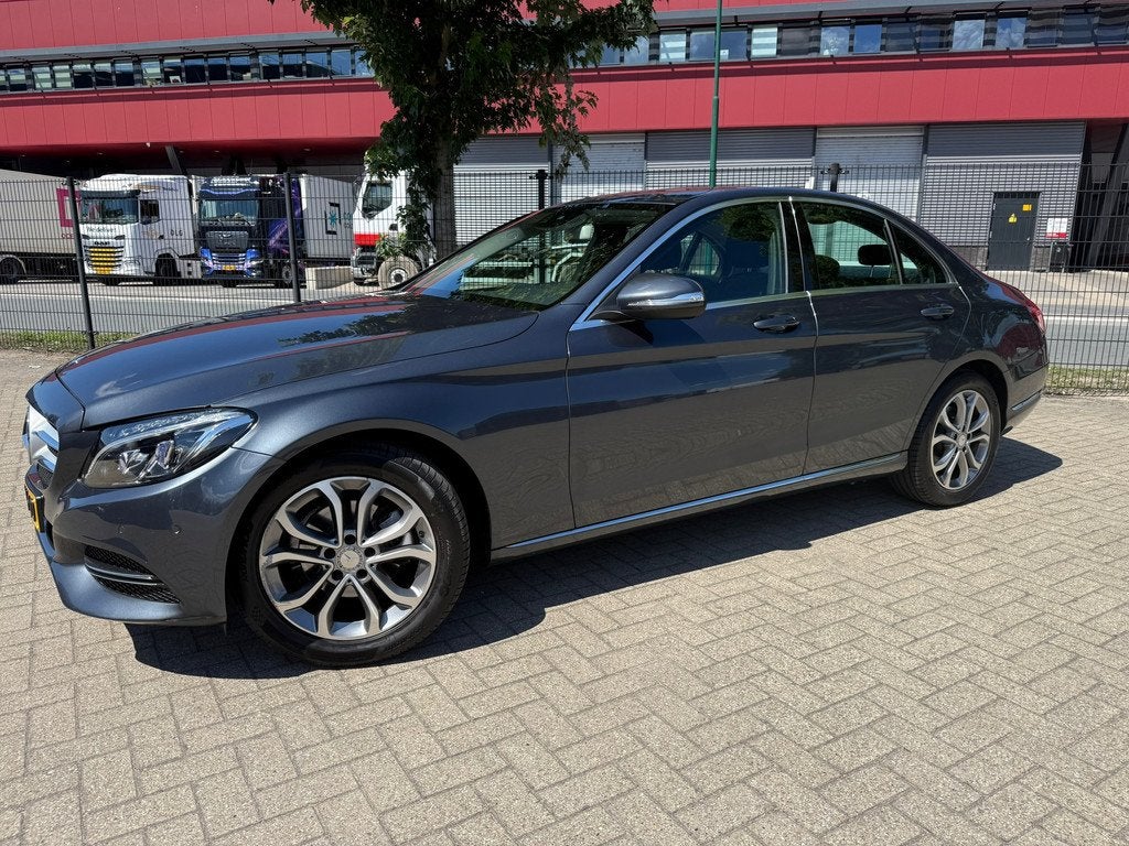 Mercedes-Benz C-klasse 180 Ambition 2014/ORIGINEEL NL/NAP NL, Auto's, Gebruikt, Bedrijf, Handgeschakeld, Grijs