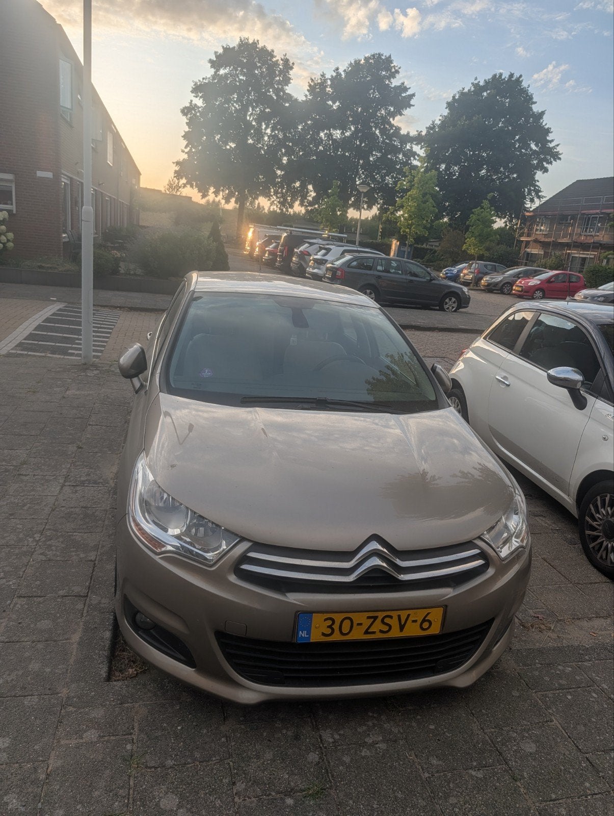 Citroën C4 1.6 benzine automaat | 2013 | 192.000 km, 1550 kg, 4 cilinders, Beige, Particulier