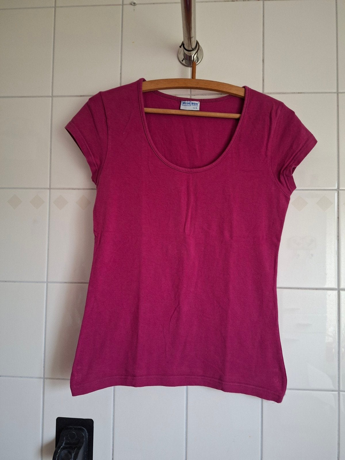 Fuchsia T-shirt met korte mouwen - Maat L, Kleding | Dames, Blue Box Fashion, Maat 42/44 (L), Ophalen of Verzenden, Korte mouw
