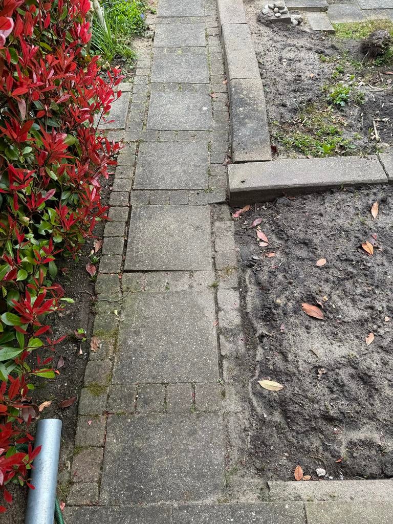 Gebruikte betonnen terrastegels, kinderkop en opsluitbanden, Ophalen, Gebruikt, 10 m² of meer, Beton