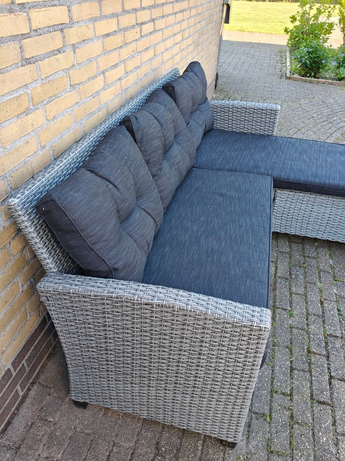 Loungebank jysk, Ophalen of Verzenden, Zo goed als nieuw, Kunststof