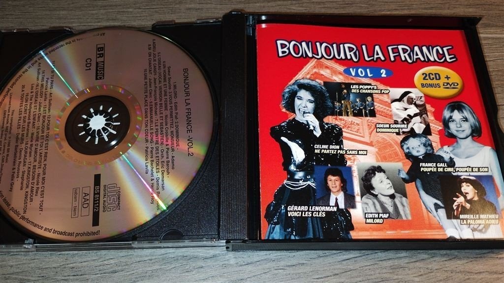 Bonjour La France Vol 2 [2 CD + DVD], Ophalen of Verzenden, Zo goed als nieuw