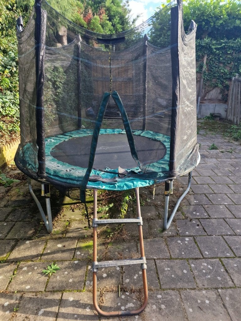 GRATIS: Trampoline met Veiligheidsnet en Ladder, Ophalen, Gebruikt