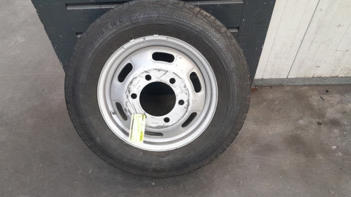 Reservewiel van een Iveco New Daily, Gebruikt, Velg(en), -, -