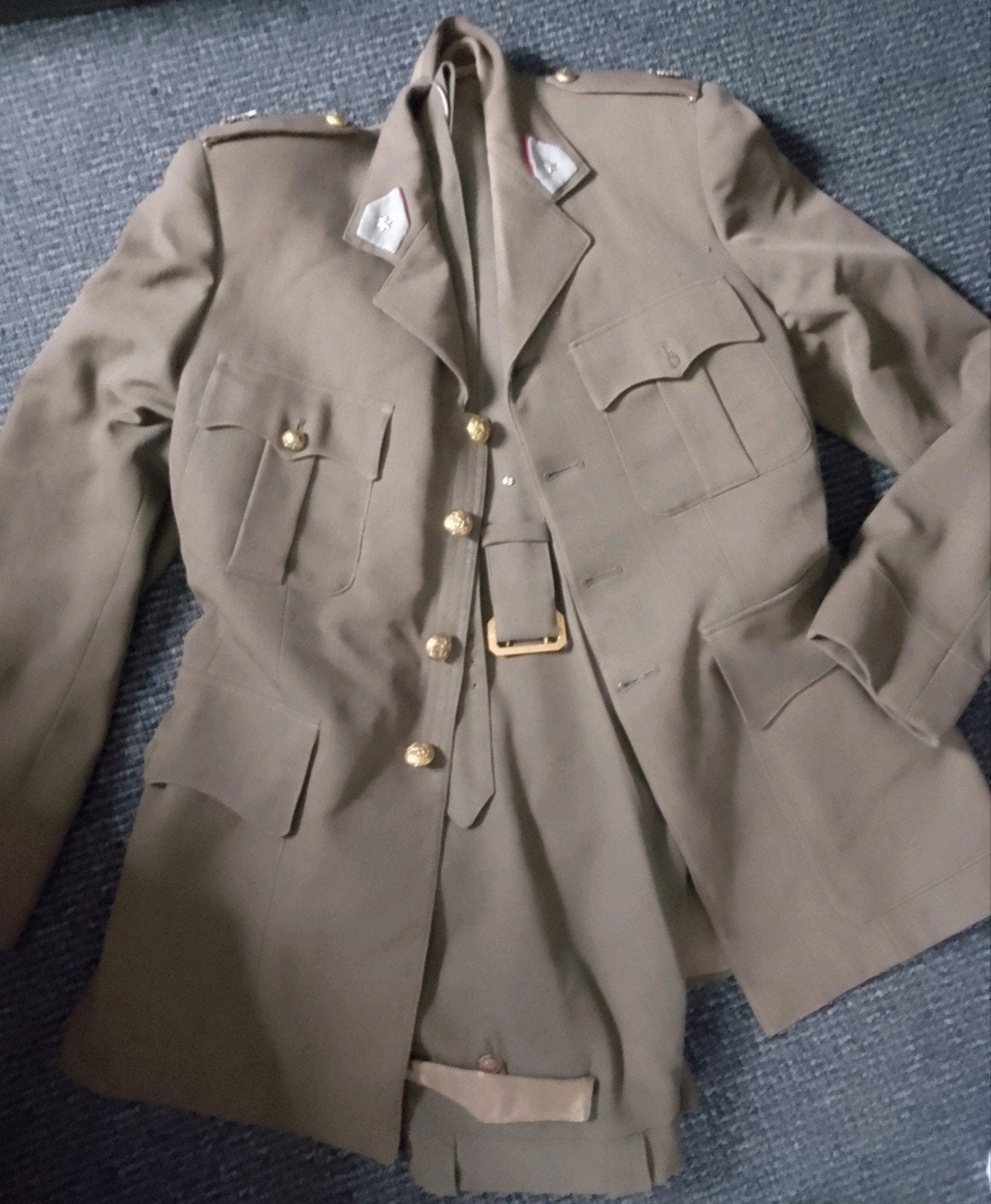 MILITAIR UNIFORM BELGISCHE STRIJDKRACHTEN ABL, Verzamelen, Ophalen of Verzenden, Overige soorten, Overige gebieden, Kleding of Schoenen