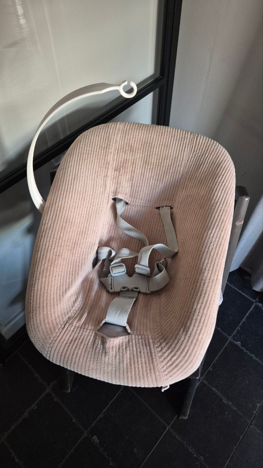 Newbornset Stokke Tripp Trapp met hoes en speelboog, Kinderen en Baby's, Ophalen of Verzenden, Zo goed als nieuw, Overige typen
