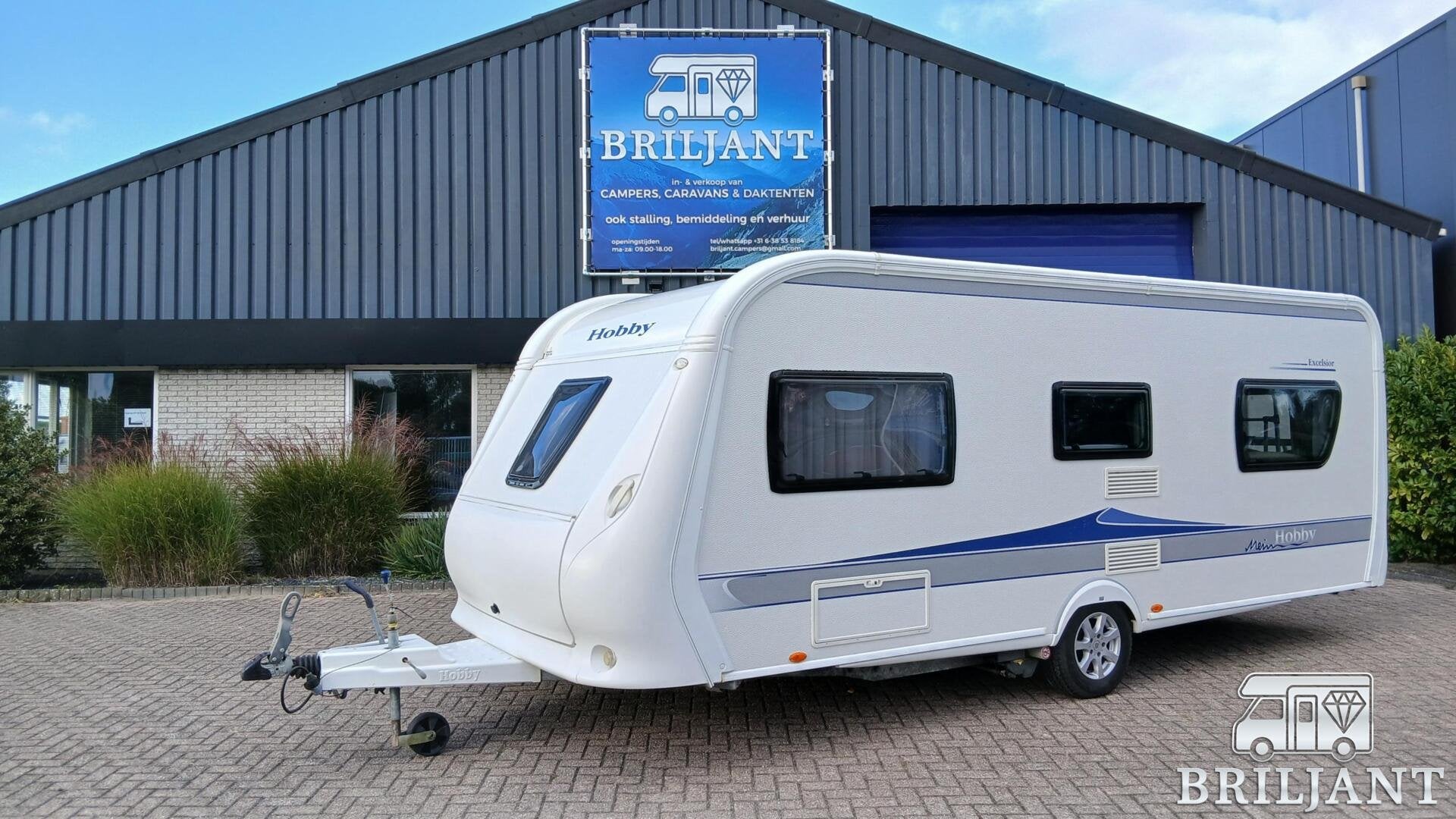 Hobby 560 UFE caravan fransbed/rondzit, Caravans en Kamperen, Hobby, 7 tot 8 meter, Bedrijf, 1500 - 2000 kg
