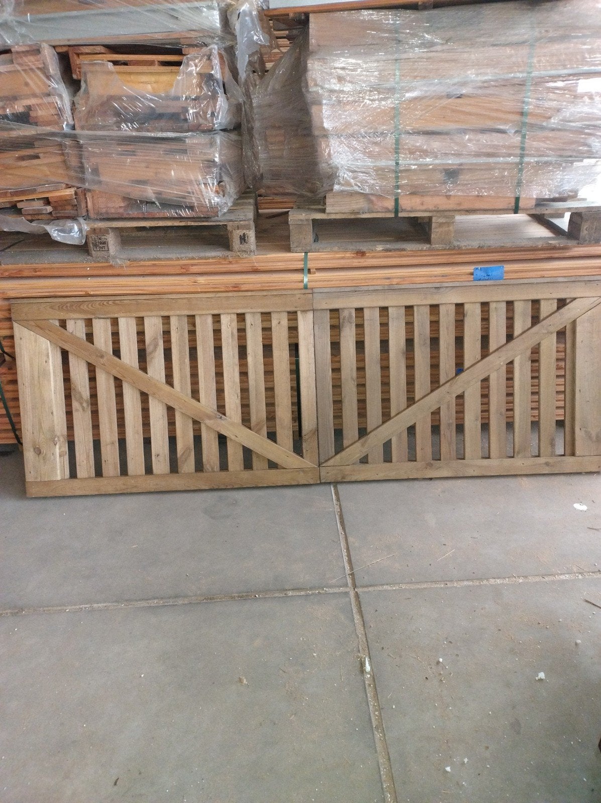 inrij poort, Tuin en Terras, Ophalen, Hout, Minder dan 3 meter, 1 tot 2 meter