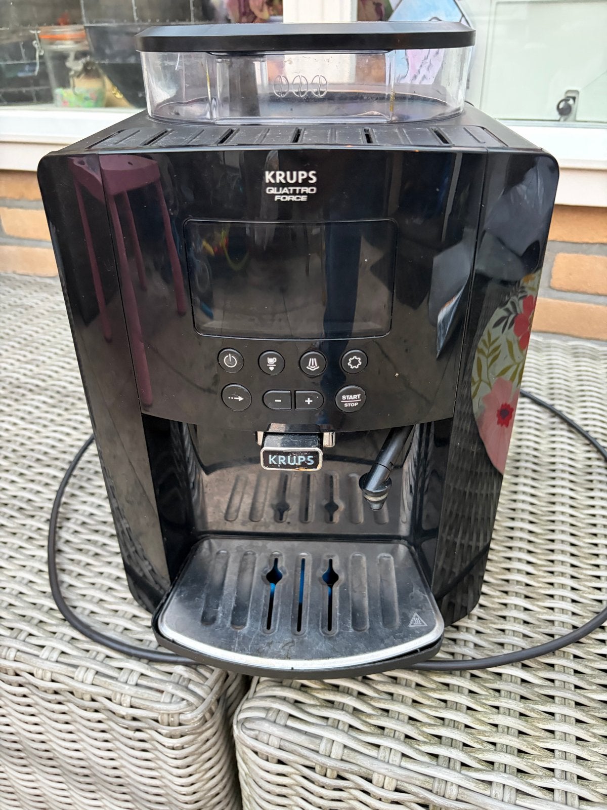 Krups Quattro Force Koffiemachine met beschadiging, Ophalen of Verzenden, Gebruikt, Koffiemachine, Koffiebonen