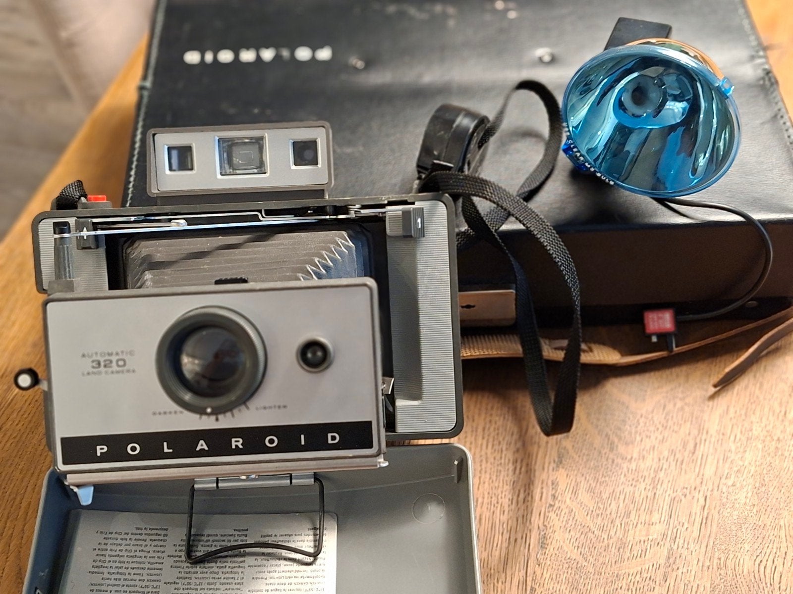 Polaroid Automatic 320 Land Camera met flitser, Ophalen of Verzenden, Gebruikt, Polaroid, Polaroid