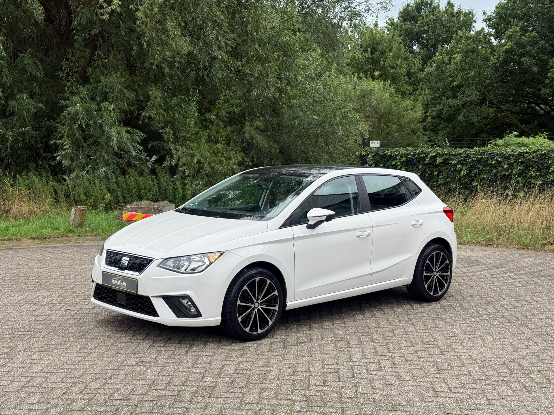 SEAT Ibiza 1.0 TSI CARPLAY I PDC I FR VELGEN I STOELVERW I N, Voorwielaandrijving, Gebruikt, 95 pk, Origineel Nederlands