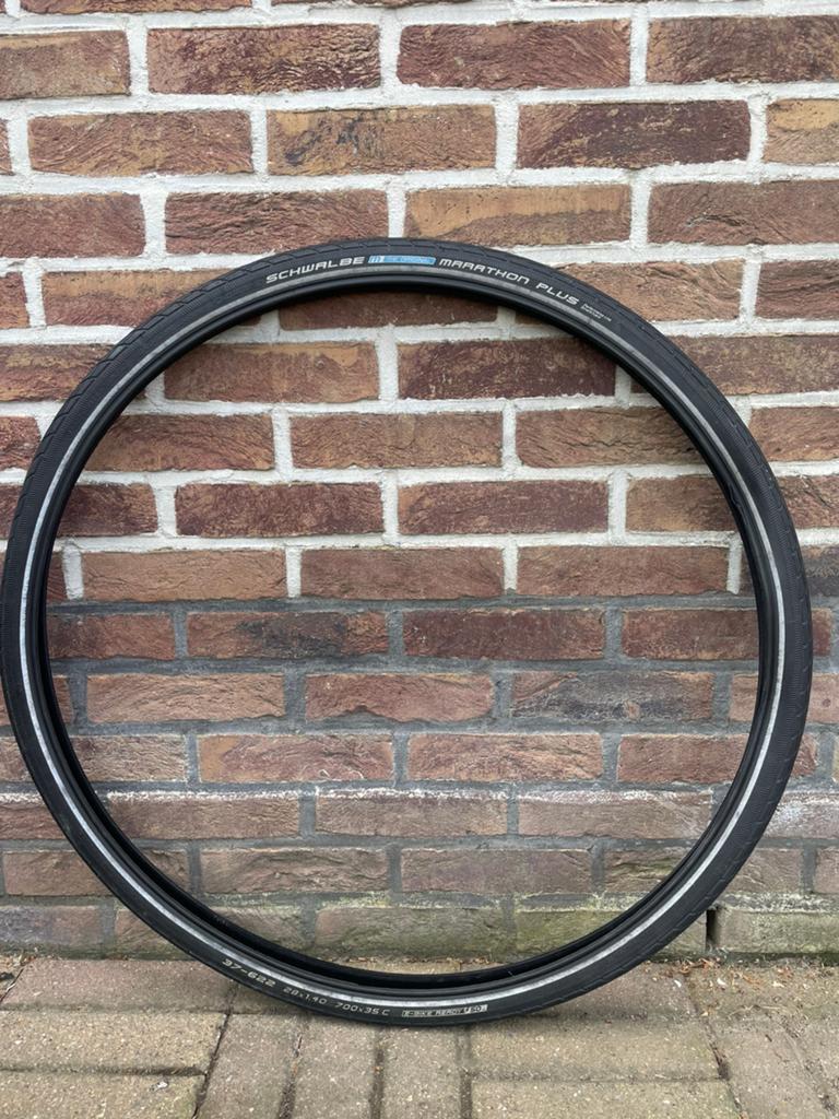 Band Schwalbe marathon plus 28 Inch, Ophalen of Verzenden, Zo goed als nieuw, Band