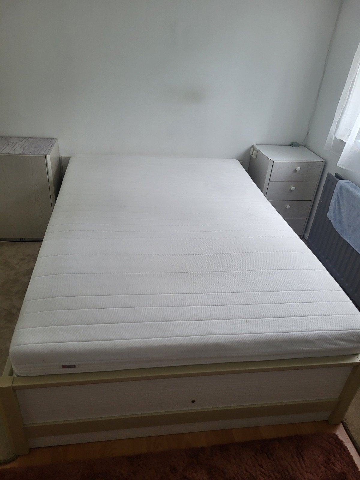 Bed, Ophalen, Tweepersoons, 140 cm, Zo goed als nieuw
