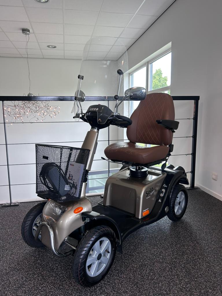 Vierwiel scootmobiel | Solo Elegance | | Km: 843 | Koopje, Life and Mobility, Zorgbroeder, Zoom 19, Info@zorgbroeder.nl