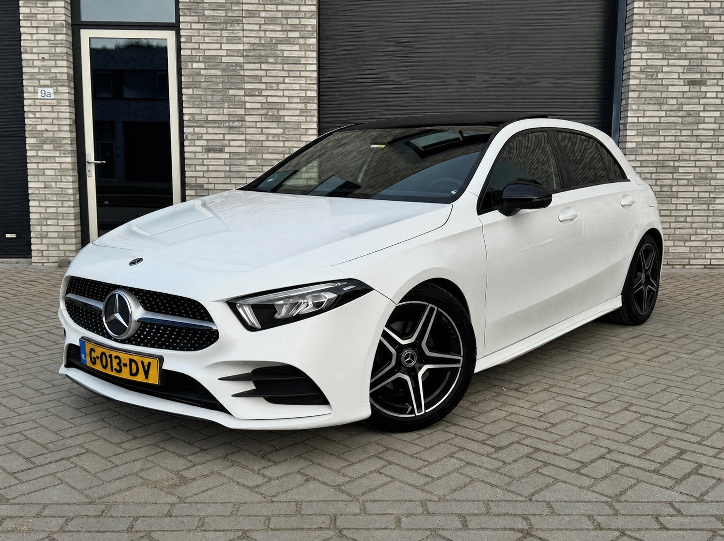 Mercedes-Benz A-Klasse A200 163pk 7G-DCT 2019 Wit Pano, 4 cilinders, Origineel Nederlands, 1600 kg, 685 kg