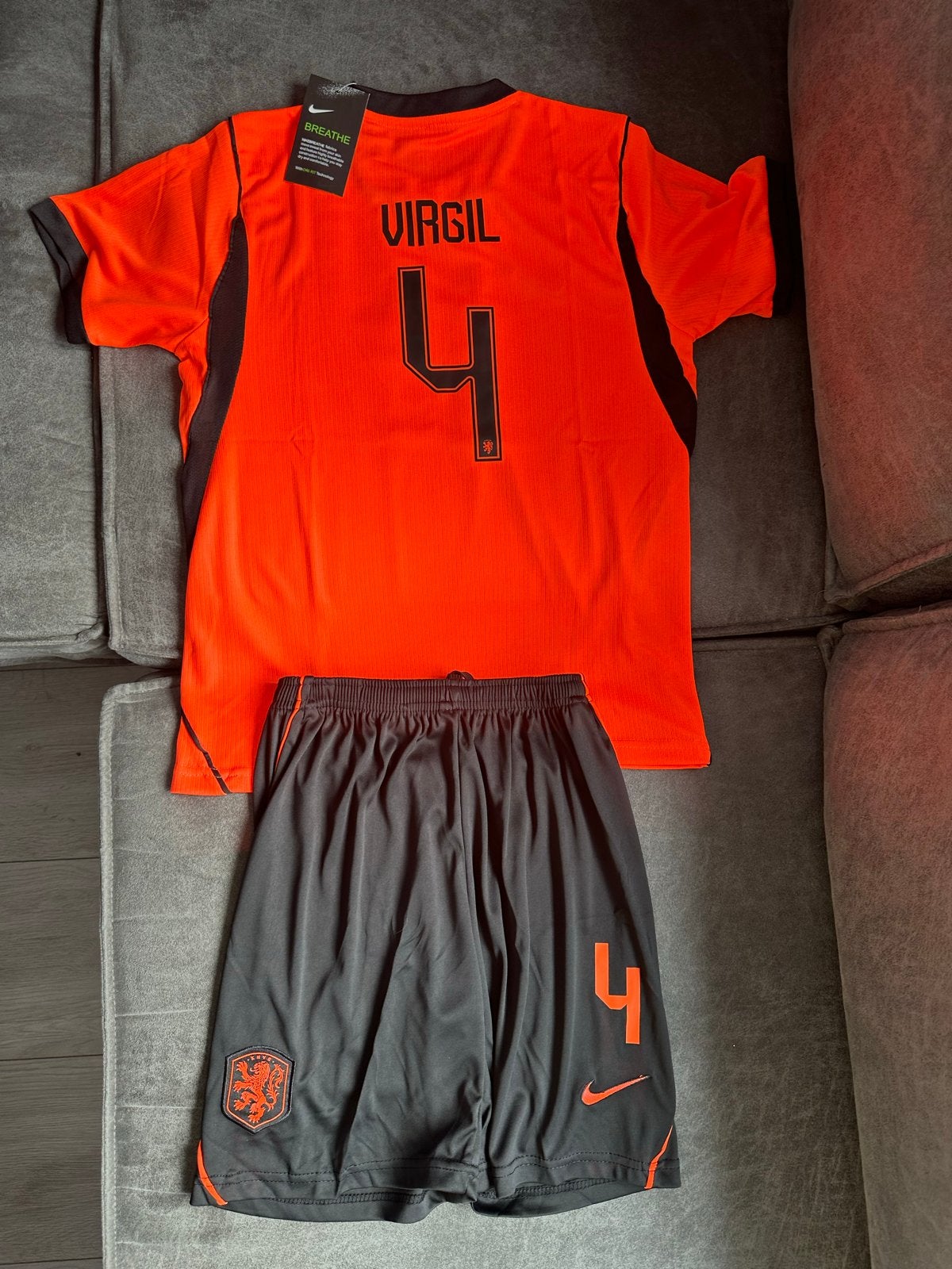 Nederlands Elftal Thuistenue Virgil van Dijk Maat 12-13 jaar, Nieuw, Oranje, Ophalen of Verzenden, Voetbal