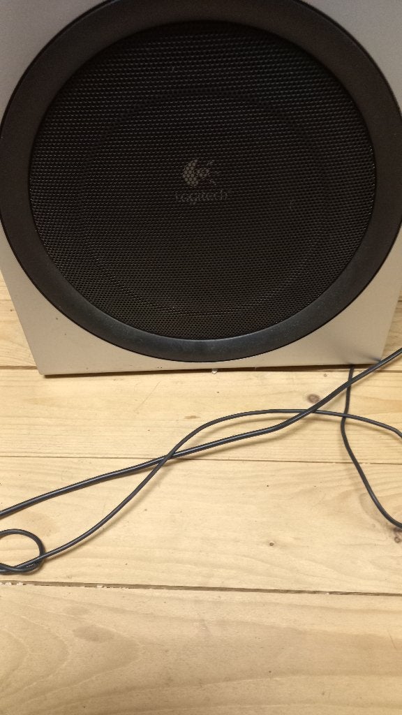 Logitech- Z-2300 2.1 THX luidsprekerset, Ophalen, Gebruikt