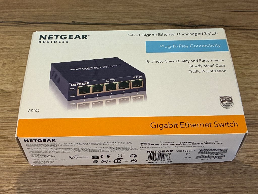 5x Netgear GS105 5 poort Switch (Nieuw), Computers en Software, Netwerk switches, Ophalen of Verzenden, Nieuw