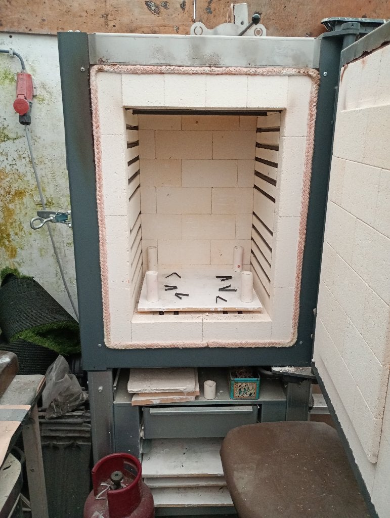 Keramiekoven Mojo keramiek oven KMK 130-3 ca 3 jaar oud, Hobby en Vrije tijd, Pottenbakken, Ophalen, Zo goed als nieuw