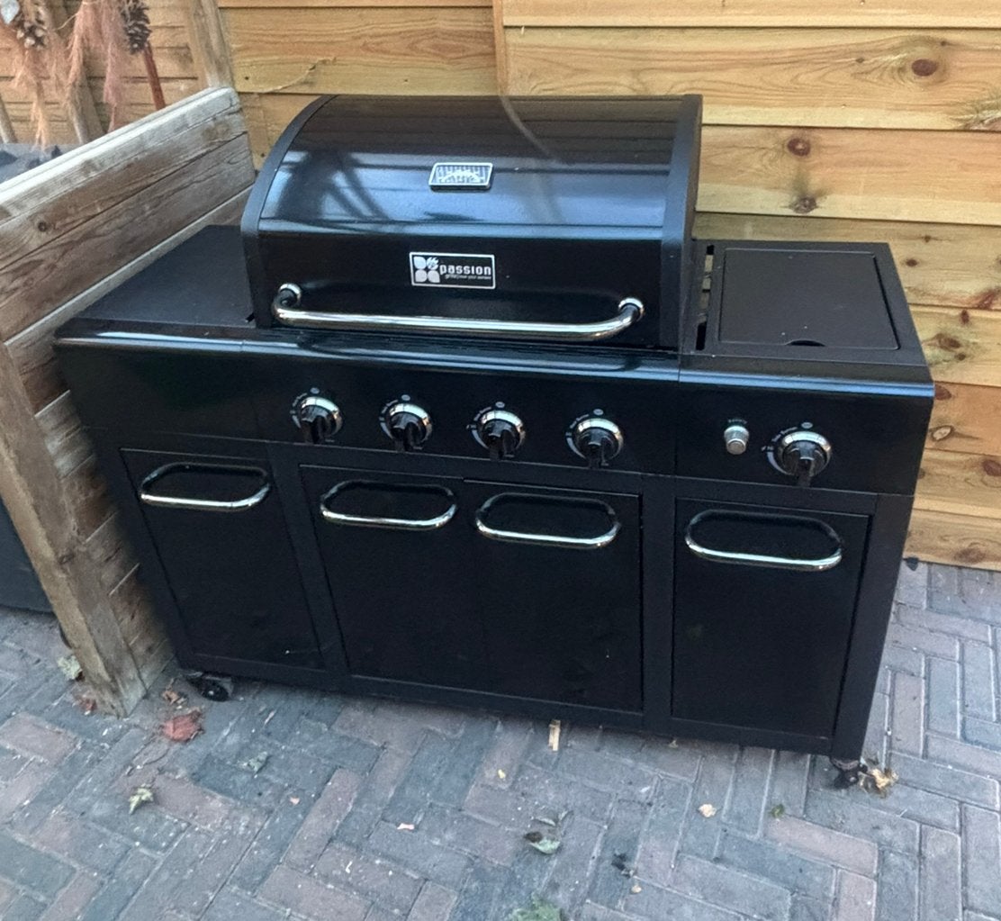 Passion BBQ, Ophalen, Gebruikt, Gas, Vrijstaand