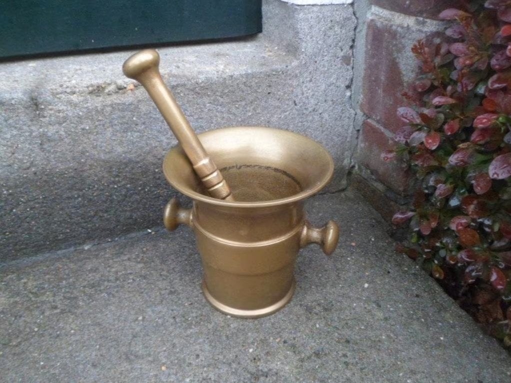 Mooie grote VIJZEL beker 12 cm. hoog stamper 20 cm. lang, Antiek en Kunst, Ophalen of Verzenden