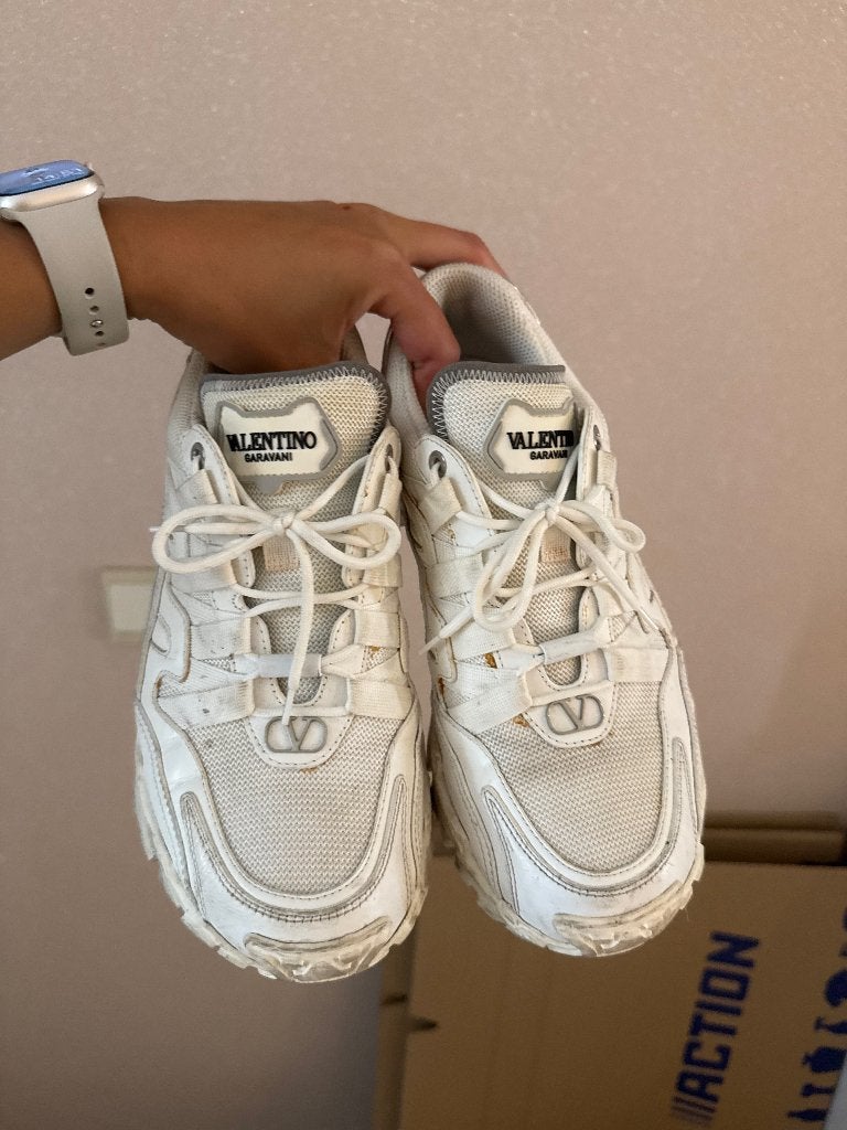 Valentino sneakers, Wit, Ophalen of Verzenden, Sneakers of Gympen, Gedragen
