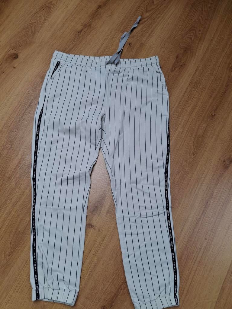 10 days broek maat 2, Maat 38/40 (M), Zwart, Ophalen of Verzenden, Zo goed als nieuw