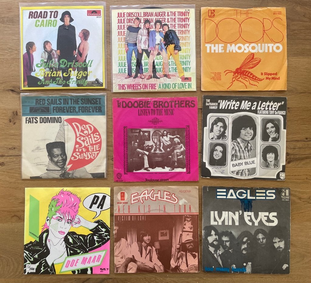 Opruiming nr 2. Vinyl singles jaren 60/70 artiesten D en E, Gebruikt, 7 inch, Pop, Fotohoes
