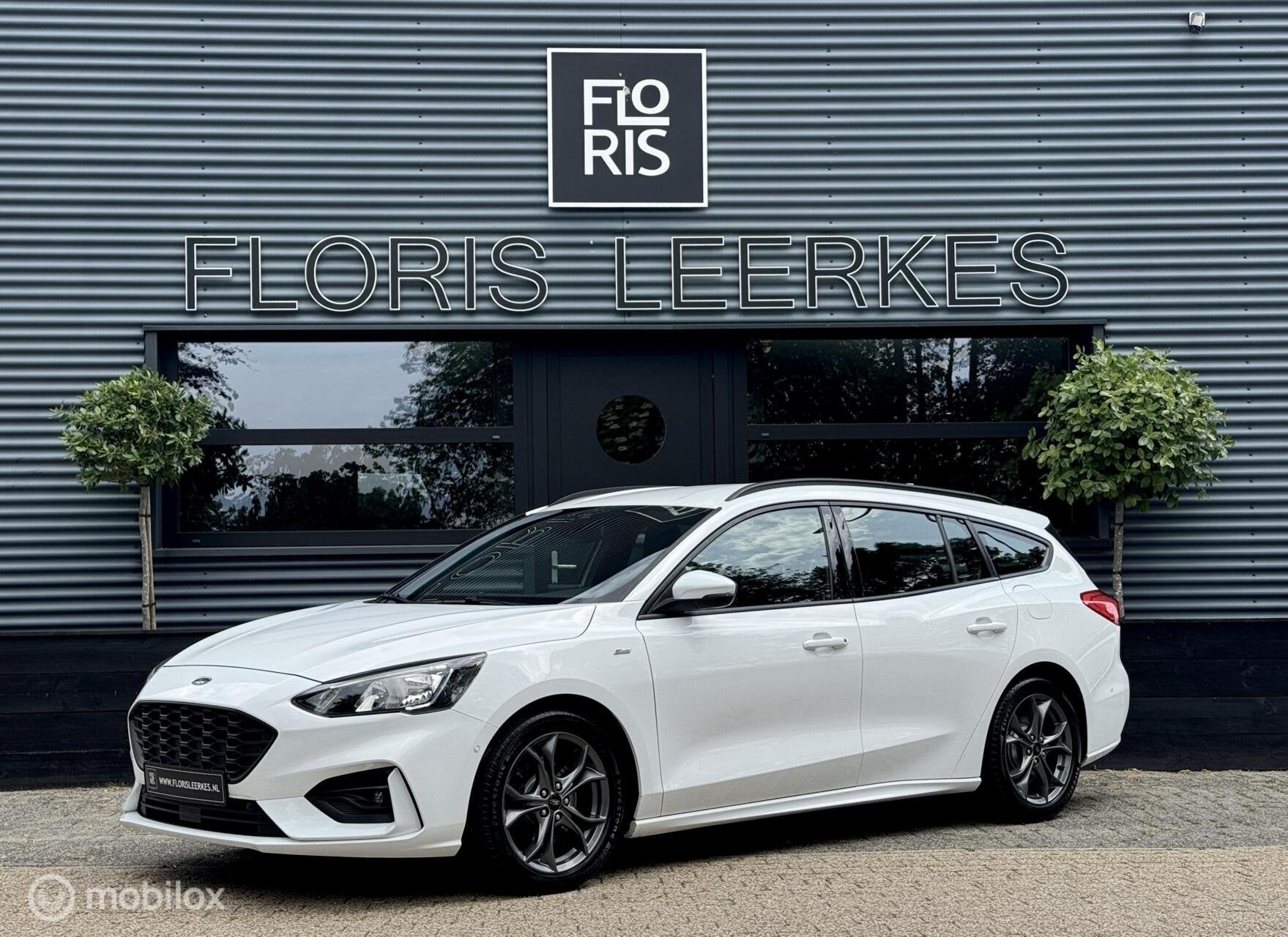 Ford Focus 1.0 EcoBoost | ST Line | CarPlay | Led |, 125 pk, Gebruikt, 1283 kg, Wit