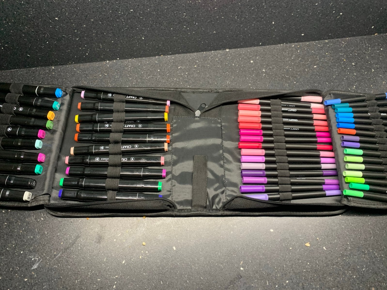 Grote set Craft Sensations stiften in etui, Hobby en Vrije tijd, Tekenen, Ophalen, Zo goed als nieuw, Potlood of Stift