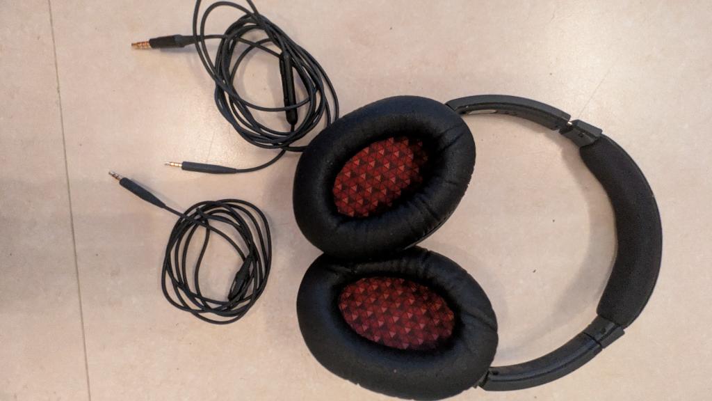 Bose Soundtrue around-ear hoofdtelefoon, Audio, Tv en Foto, Koptelefoons, Ophalen, Zo goed als nieuw, Overige merken
