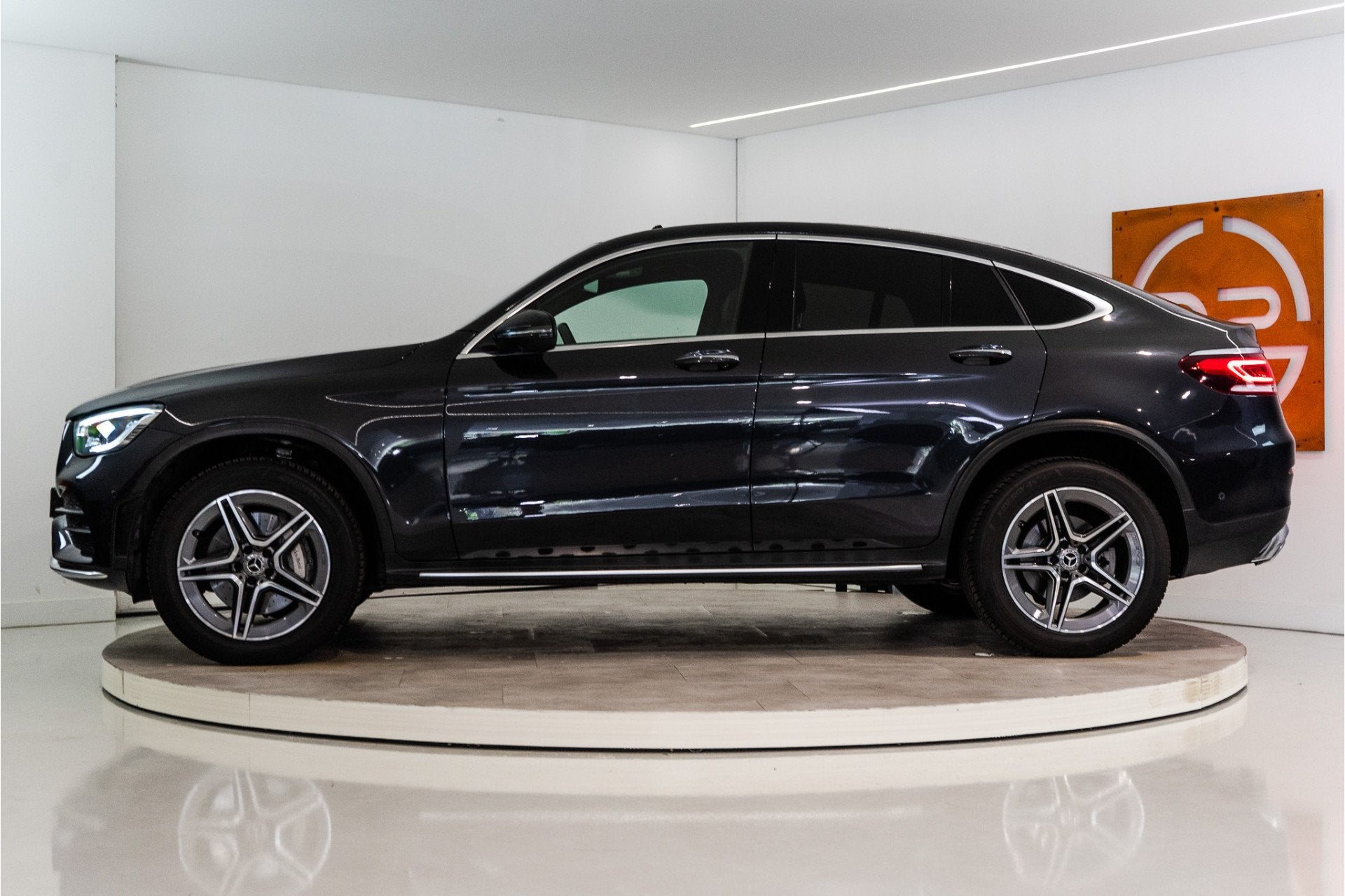 Mercedes-Benz GLC Coupé 300e 4MATIC Premium+ AMG 320PK | Pa, Automaat, Gebruikt, 4 cilinders, 320 pk