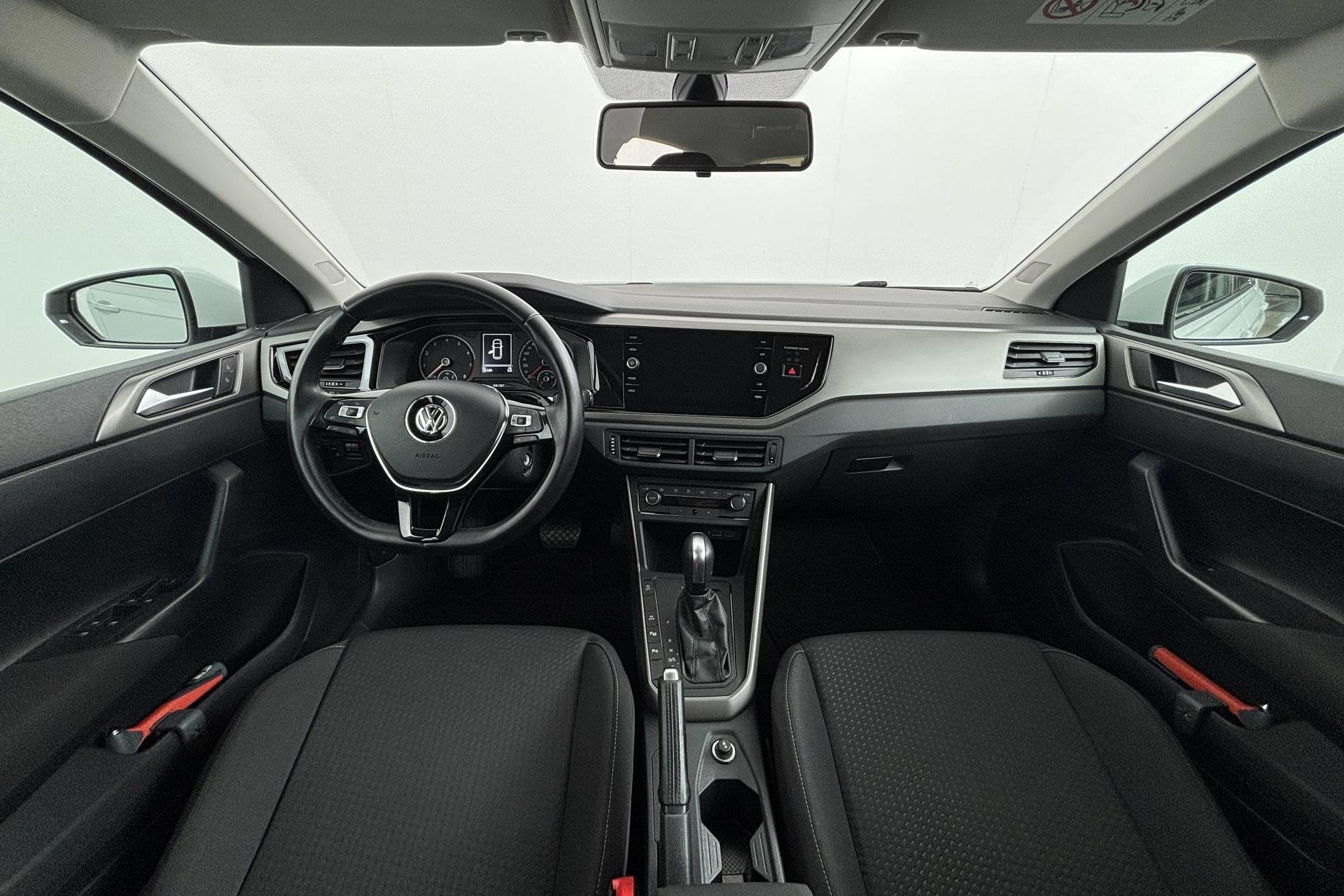 Volkswagen Polo 1.0 TSI Comfortline Business Praktisch en zu, Auto's, Stof, Gebruikt, 95 pk, Wit