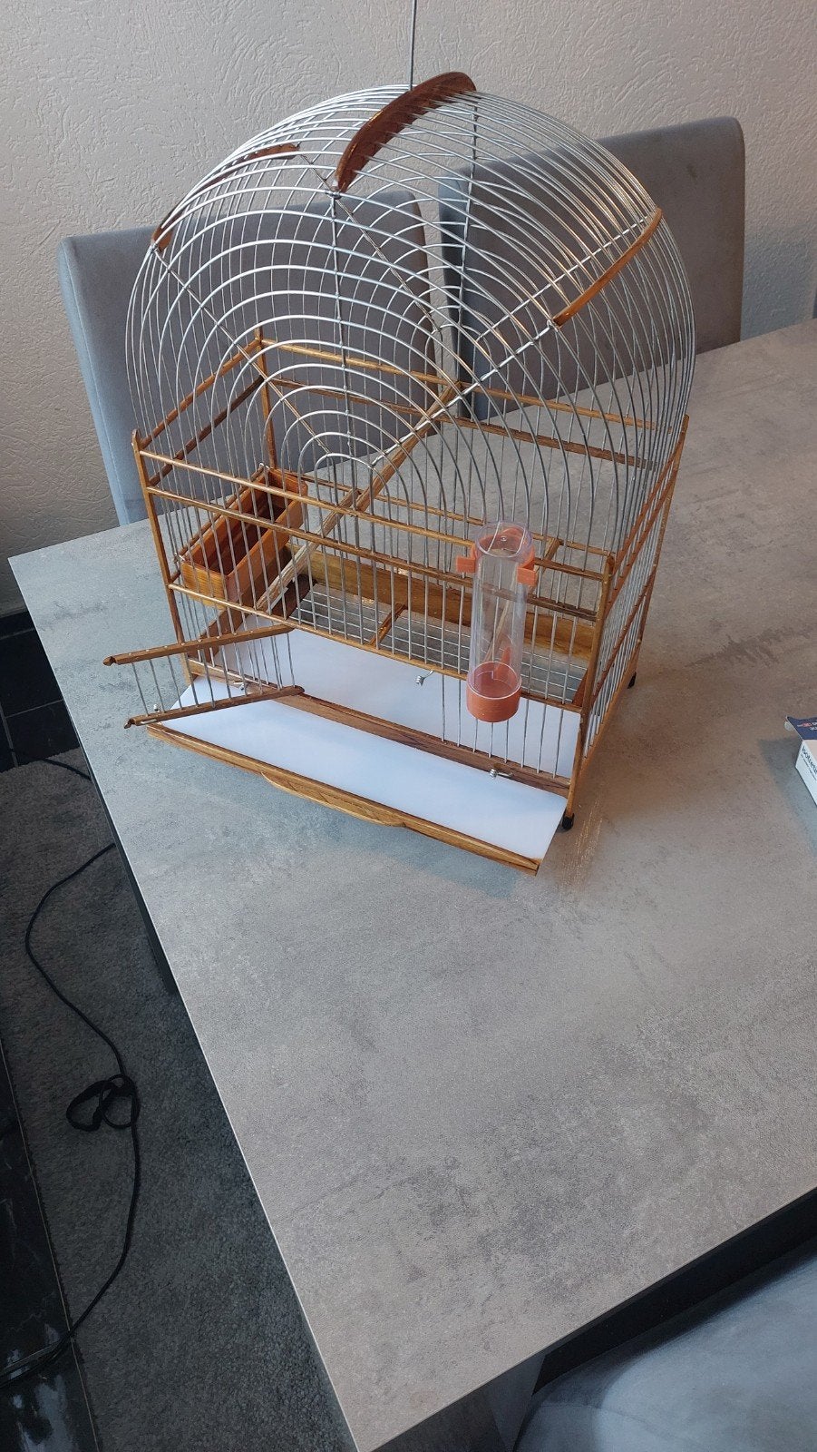 te koop mooie surinaamse kooi Zo goed als nieuw, Dieren en Toebehoren, Vogels | Hokken en Kooien, Ophalen, Zo goed als nieuw, Vogelkooi