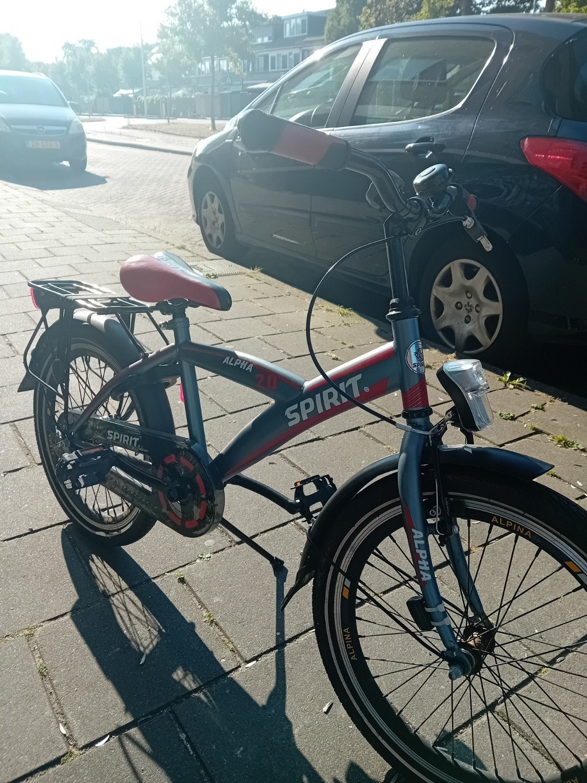 kleine kinderfiets merk is ALPHA SPIRIT, Ophalen, Gebruikt, 20 inch
