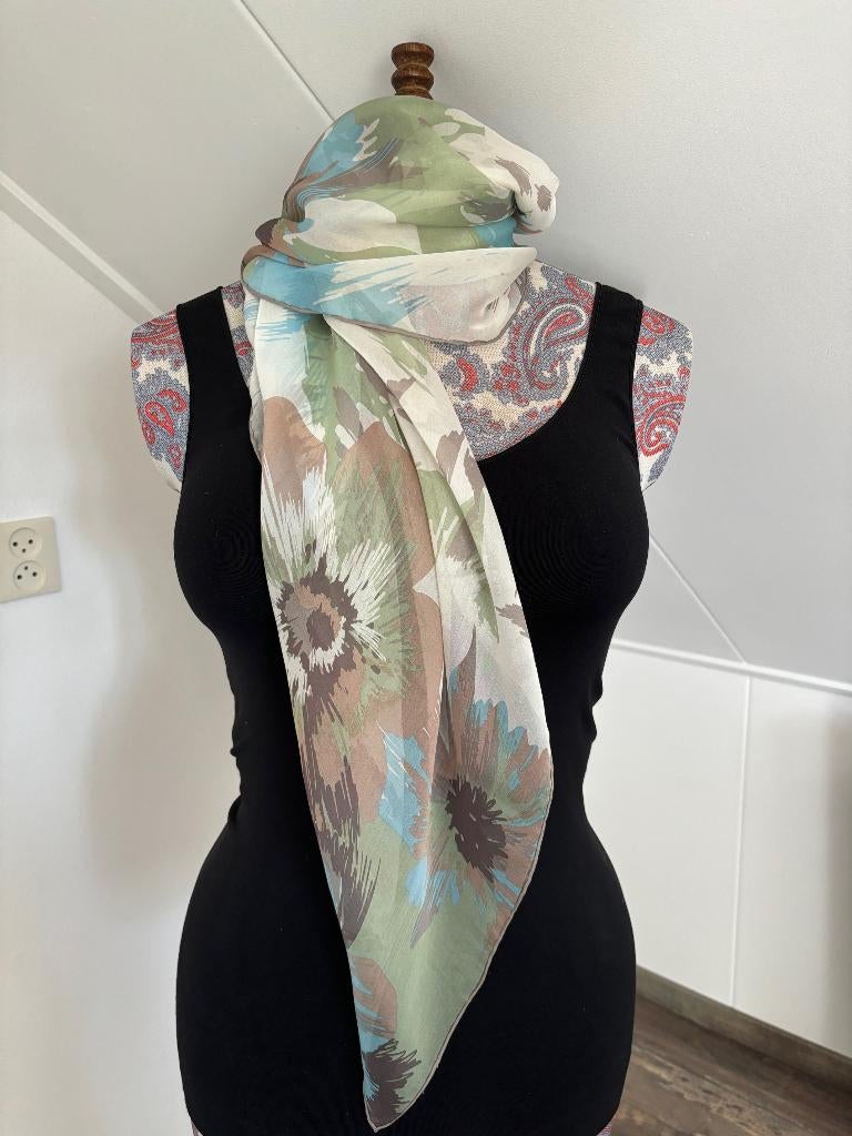 Vintage Fraas Sjaal 85 cm, Kleding | Dames, Mutsen, Sjaals en Handschoenen, Ophalen of Verzenden, Zo goed als nieuw, Maat 42/44 (L)