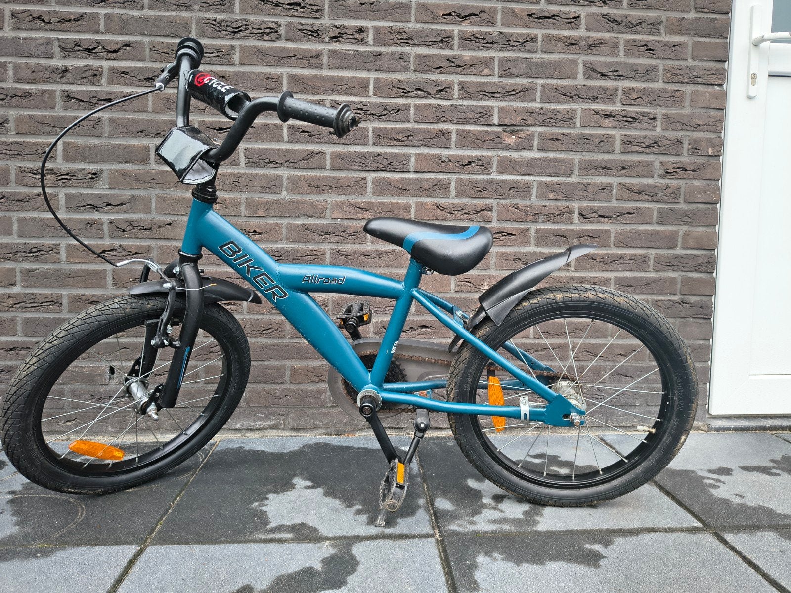 2Cycle kinderfiets 18 inch - Zo goed als nieuw, Minder dan 49 cm, Ophalen, Zo goed als nieuw, Overige merken