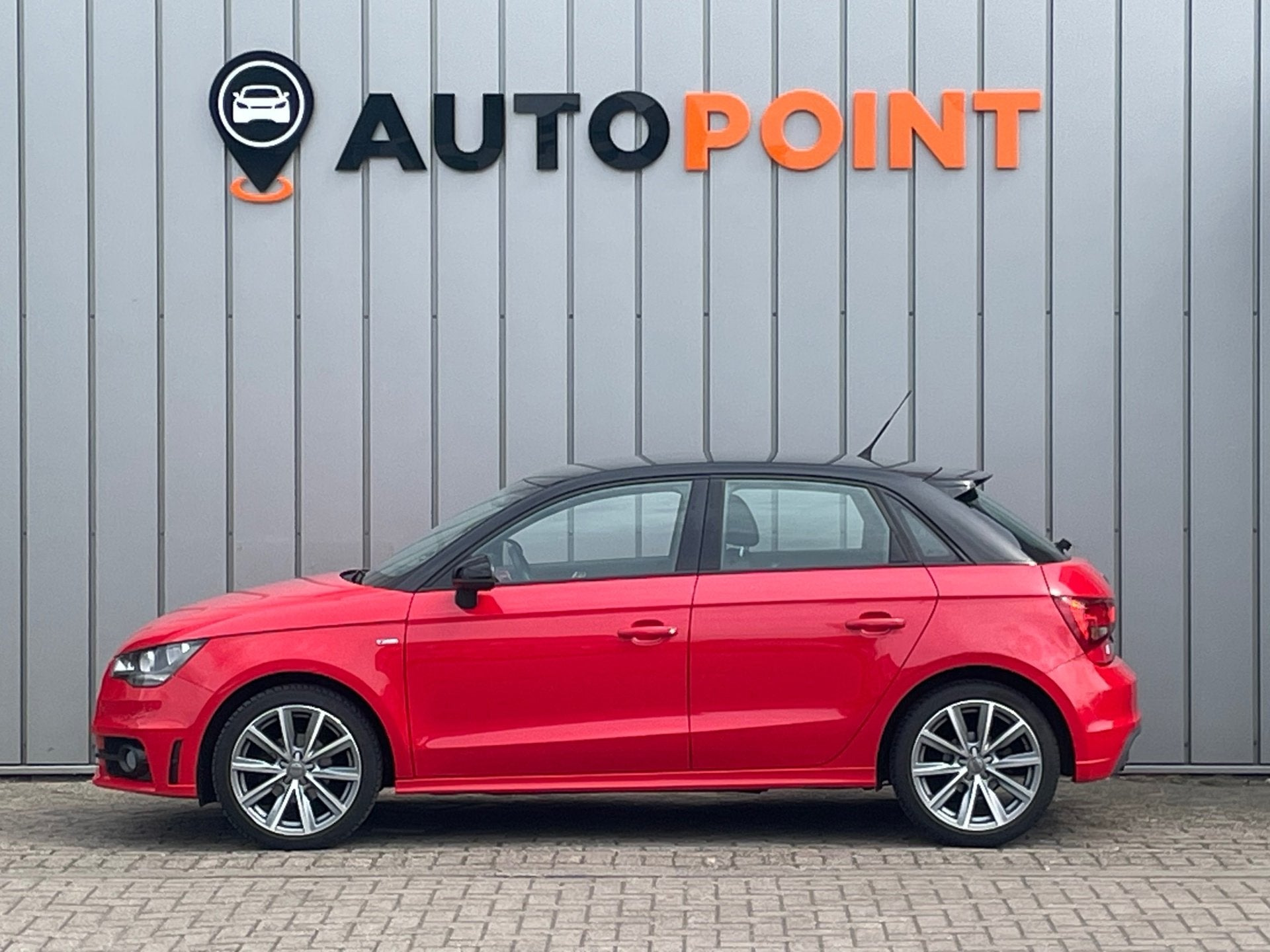 Audi A1 Sportback 5 DRS 1.2TFSI S-LINE|ORG NL|PARK.SENSOR|NA, Auto's, Voorwielaandrijving, Euro 5, 4 cilinders, Navigatiesysteem